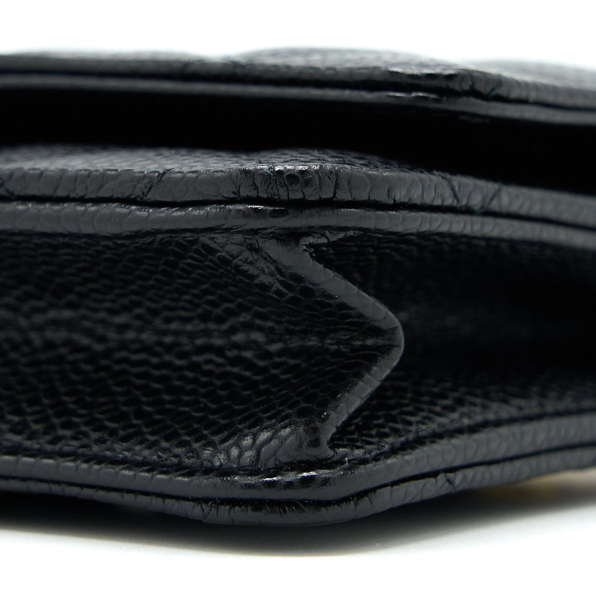 chanel-classic-wallet-on-chain-caviar-black-ghw-microchip-14