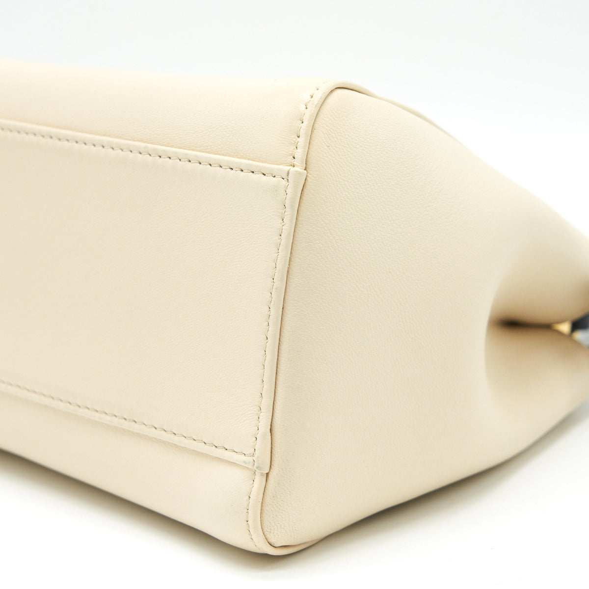 fendi-peekaboo-mini-handle-bag-lambskin-in-camelia-black
