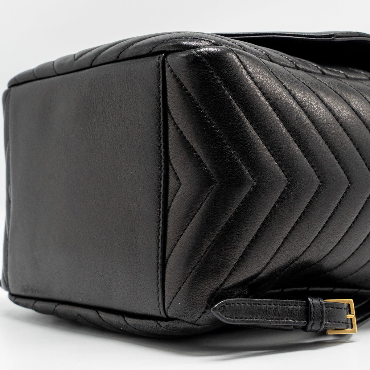 saint-laurent-ysl-joe-backpack-lambskin-black-ghw