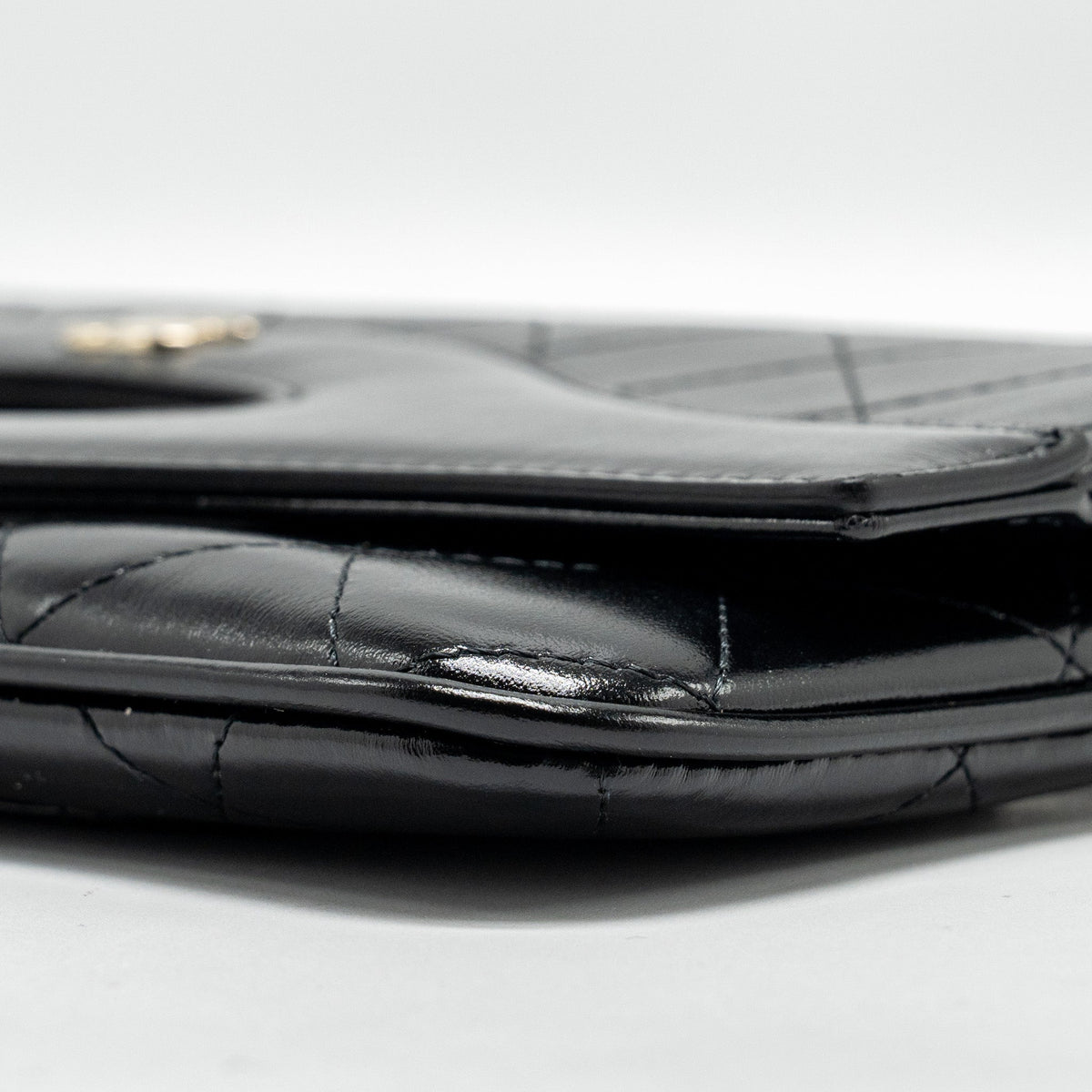 chanel-31-wallet-on-chain-shiny-calfskin-black-lghw-microchip-copy