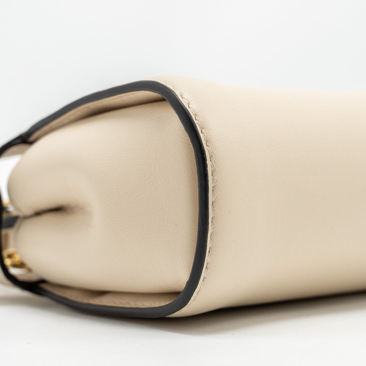 fendi-nano-peekaboo-lambskin-white-ghw