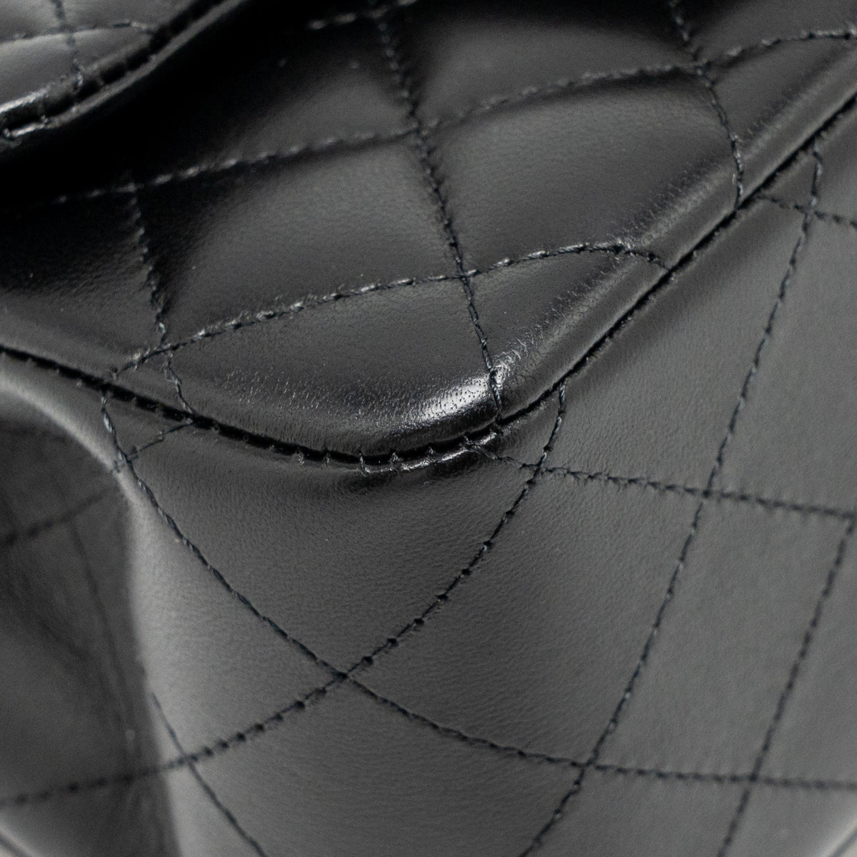 chanel-mini-square-flap-bag-lambskin-lghw-microchip