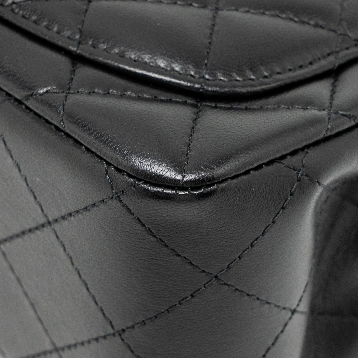 chanel-mini-square-flap-bag-lambskin-lghw-microchip