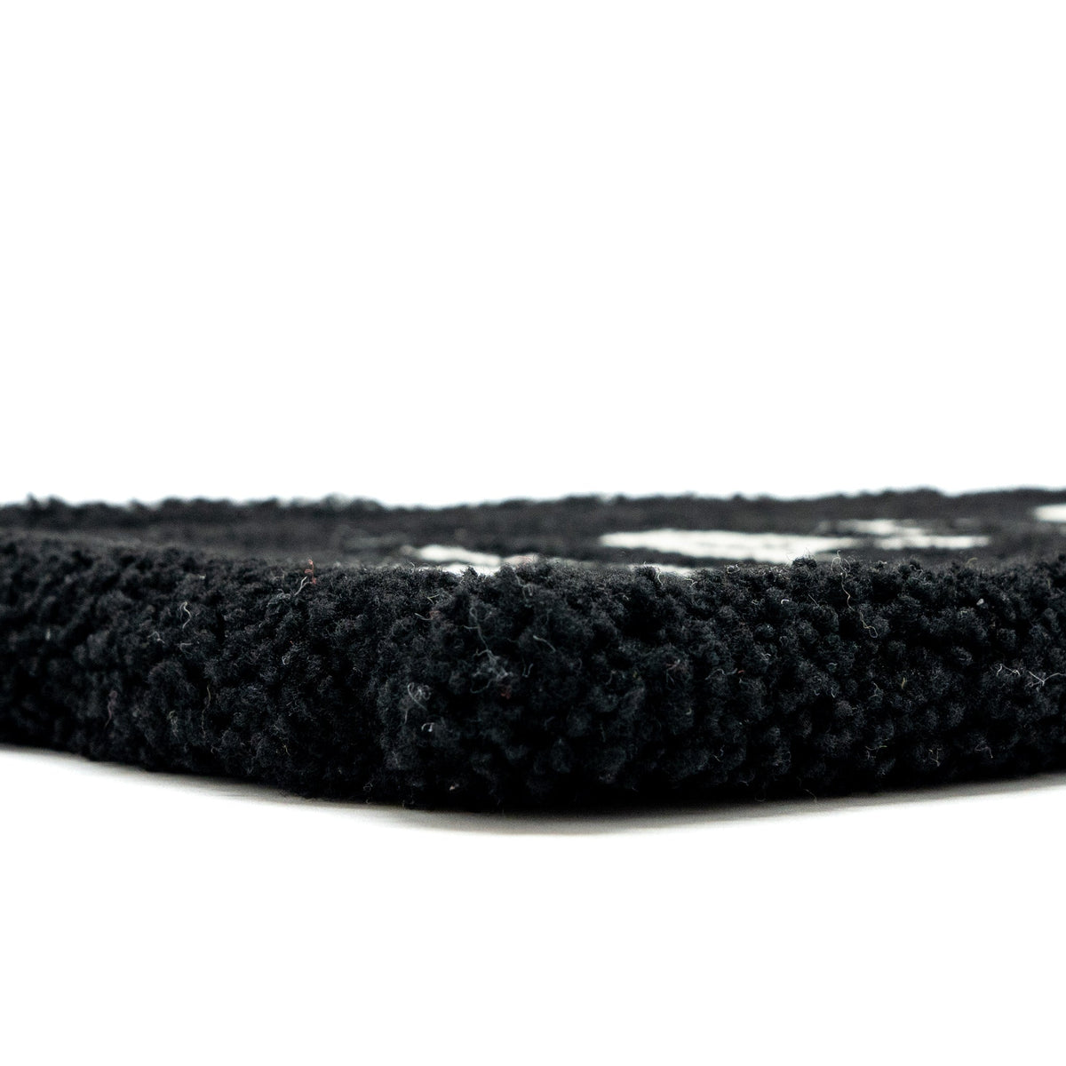 balenciaga-zip-pouch-clutch-shearling-black-white