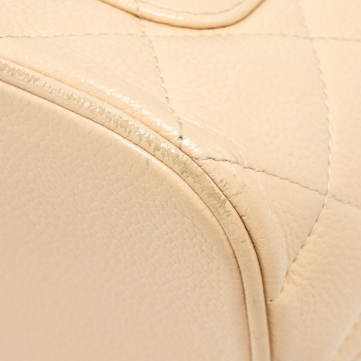 chanel-vintage-medallion-tote-bag-caviar-beige-ghw-1