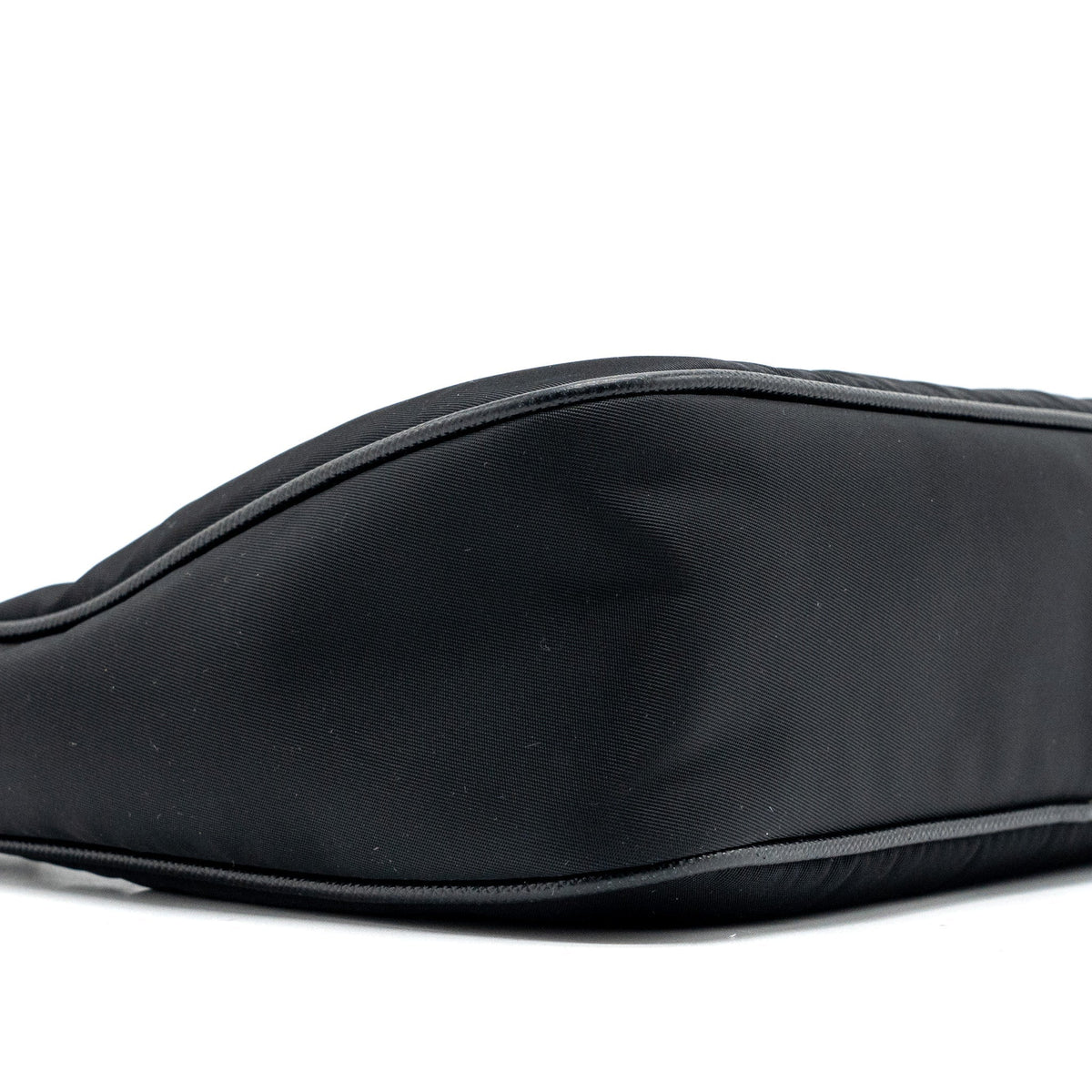 prada-reedition-2005-re-nylon-black-shw