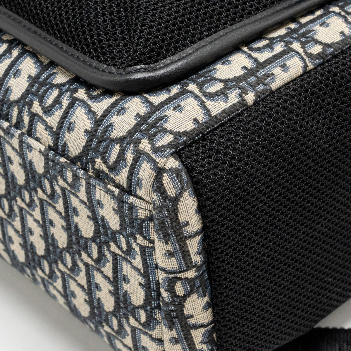 dior-men-s-backpack-dior-oblique-canvas-calfskin-blue-black-shw