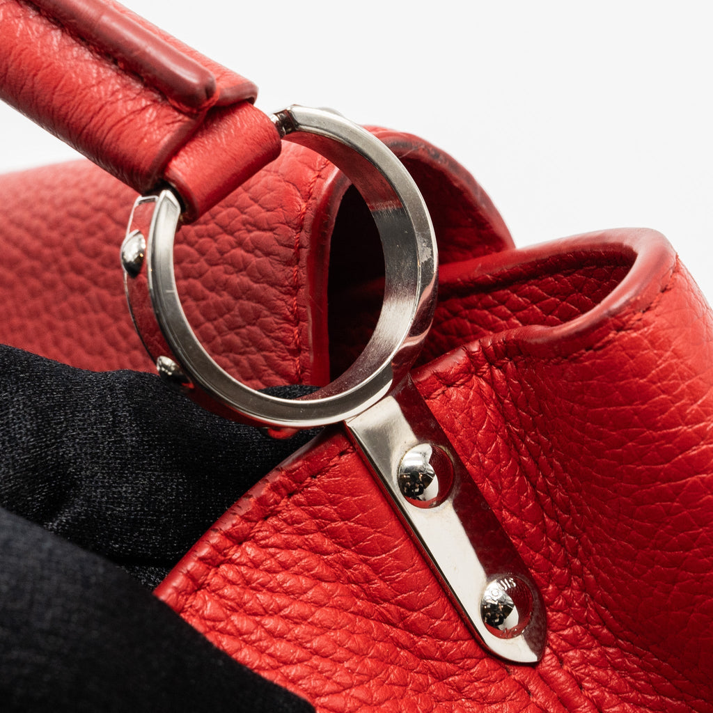 louis-vuitton-capucines-bb-taurillon-red-ghw-1