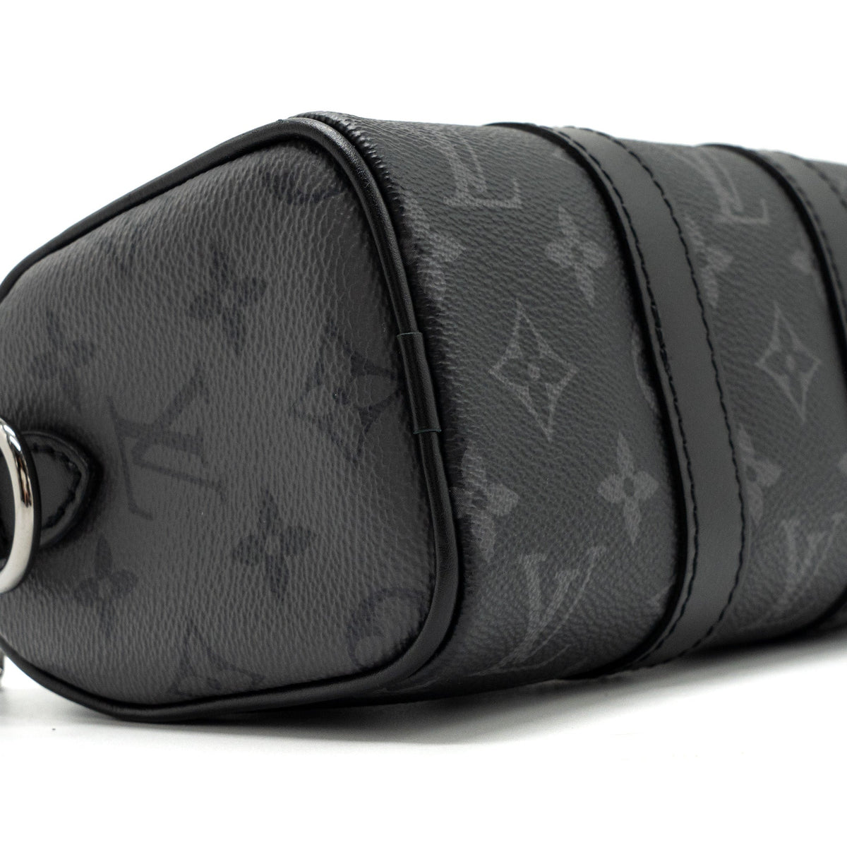 louis-vuitton-keepall-xs-monogram-eclipse-reverse-shw