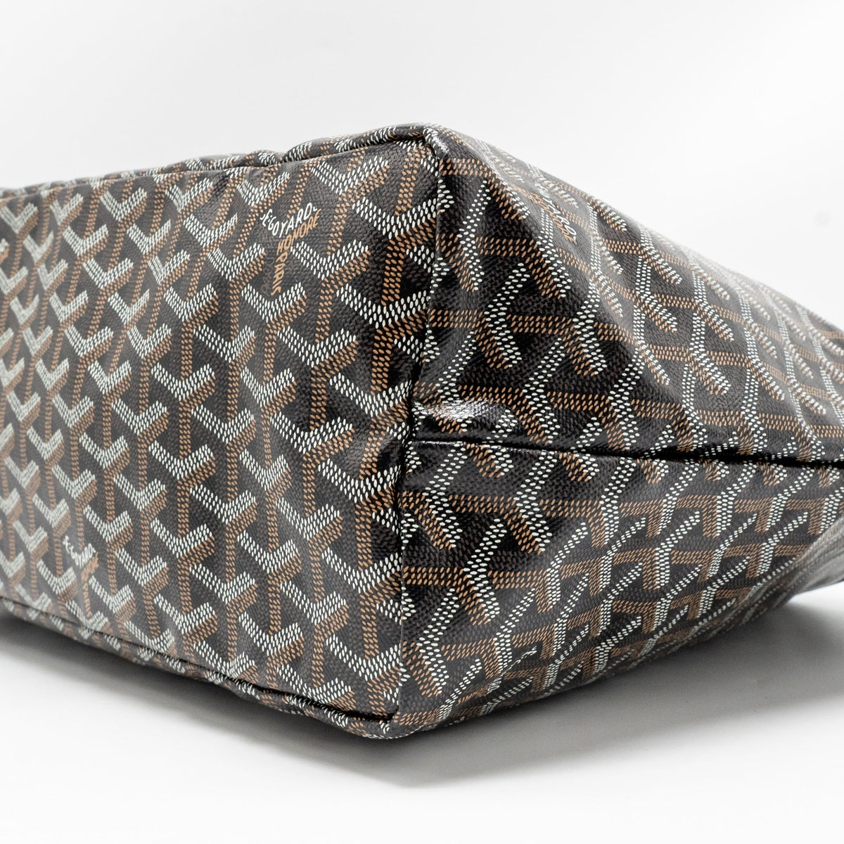 goyard-black-3