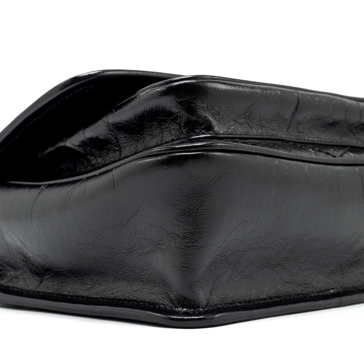 saint-laurent-niki-baby-leather-black-black-shw