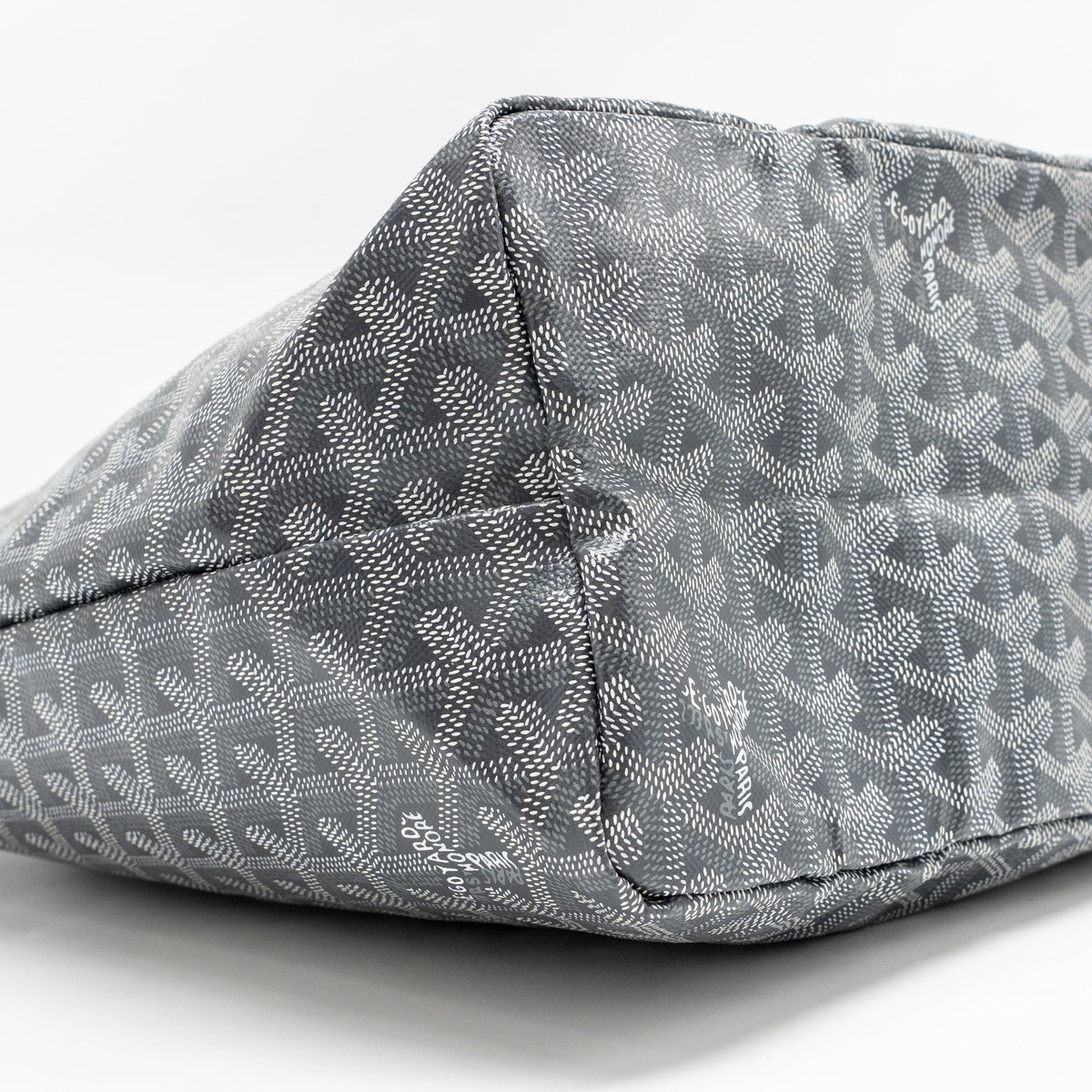 goyard-saint-louis-pm-tote-goyardline-canvas-grey-shw
