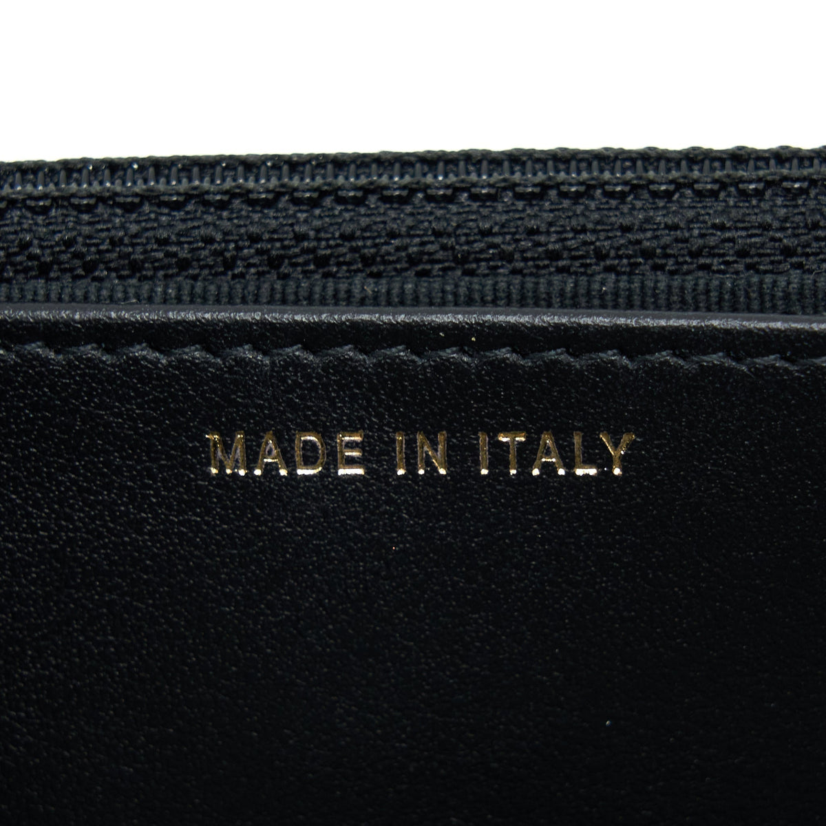 chanel-22s-wallet-on-chains-with-detail-cc-logo-caviar-black-lghw