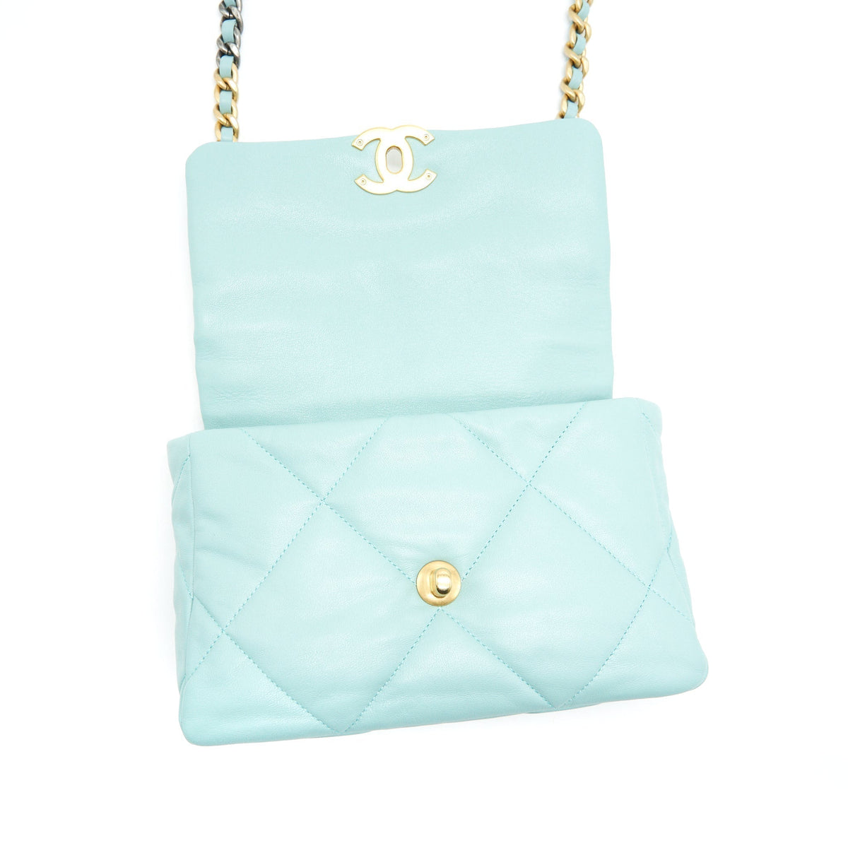 chanel-small-19-bag-light-blue