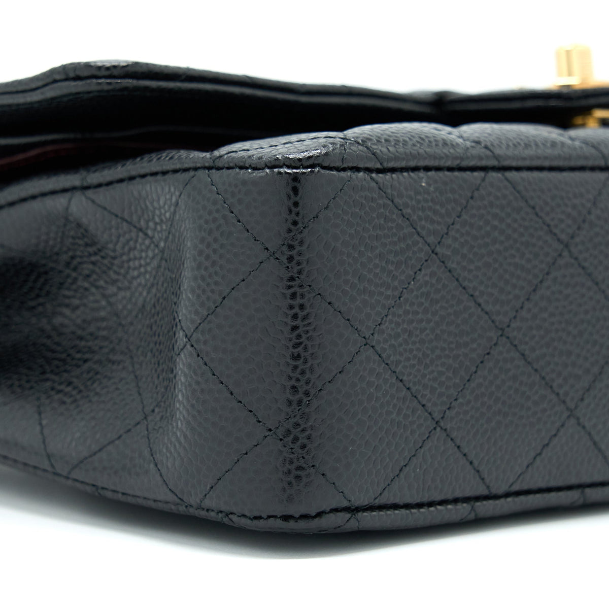 chanel-medium-classic-flap-bag-caviar-black-ghw-3