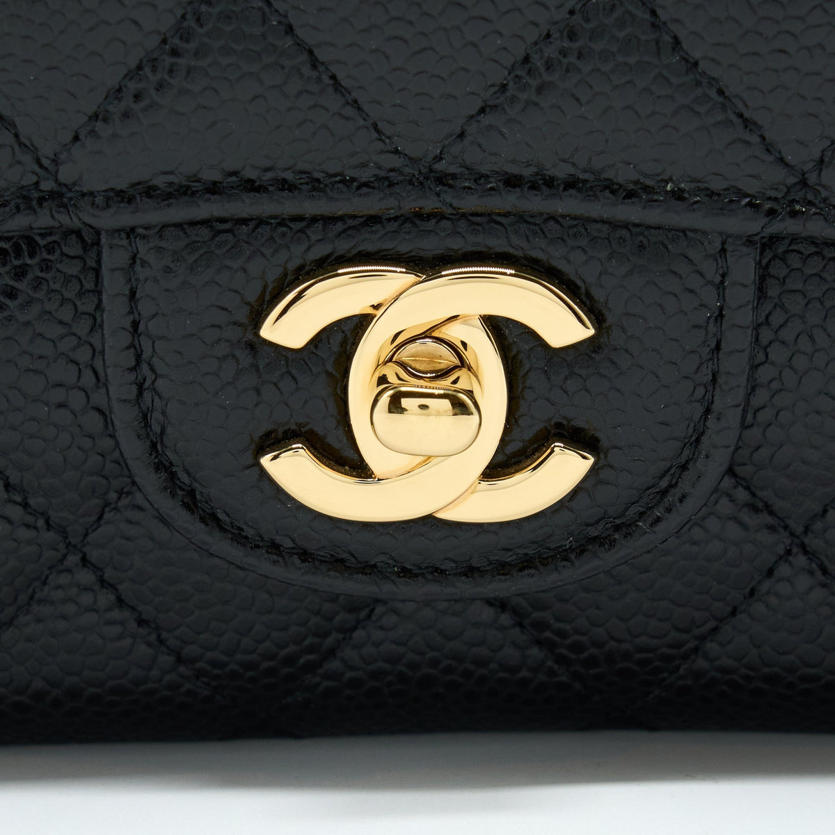 chanel-medium-classic-flap-bag-caviar-black-ghw-3