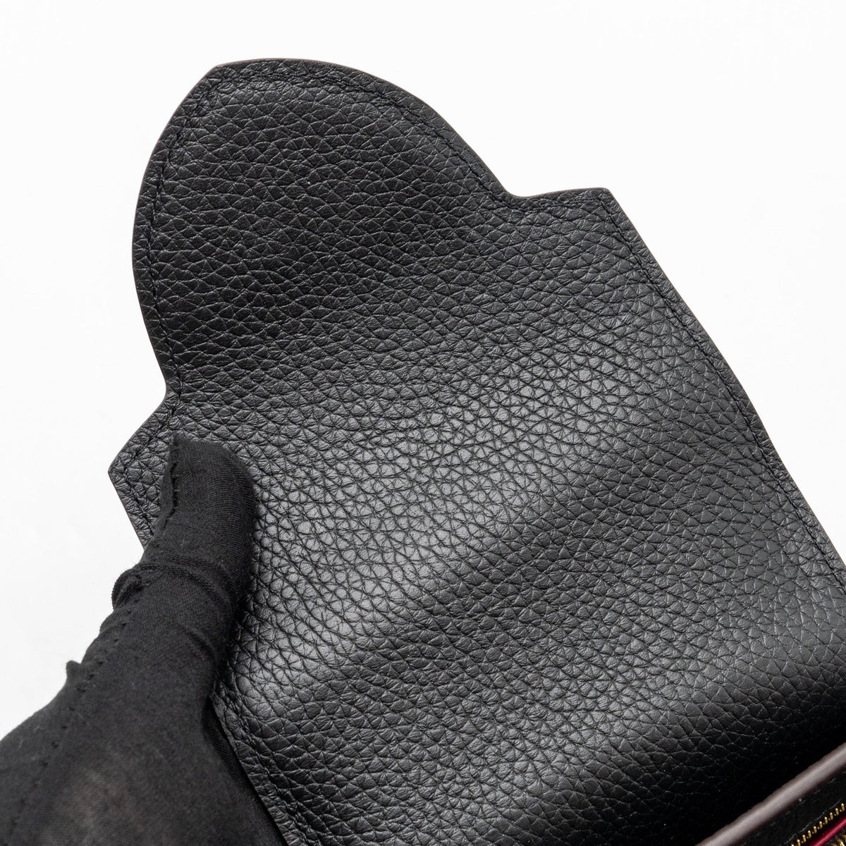 louis-vuitton-capucines-bb-calfskin-black-ghw