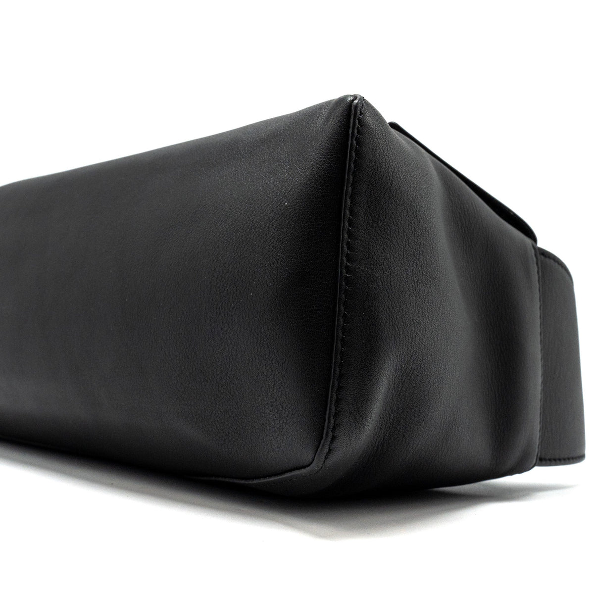 loewe-puzzle-hobo-bag-calfskin-black-ghw