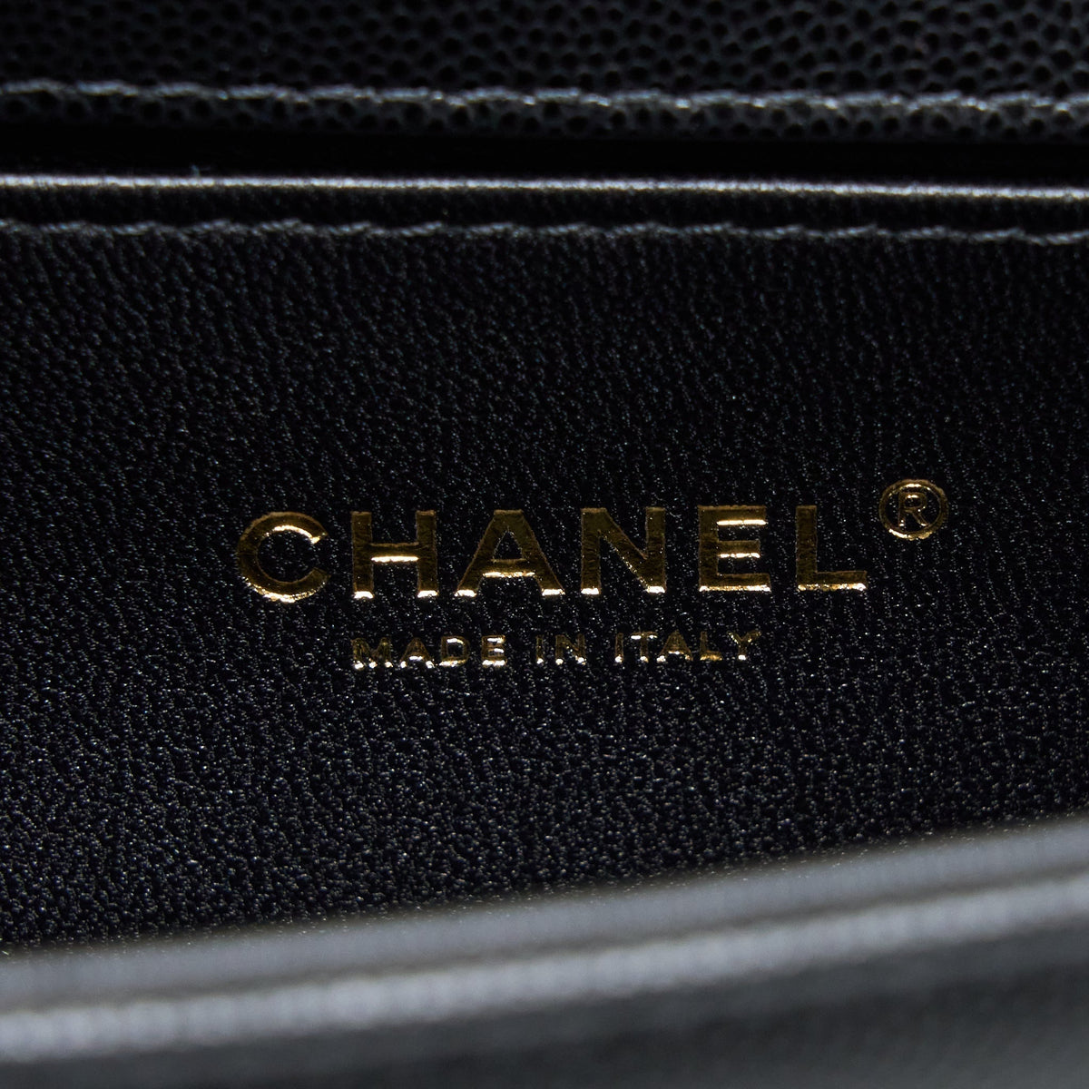 chanel-small-boy-bag-caviar-black-ghw-microchip-1