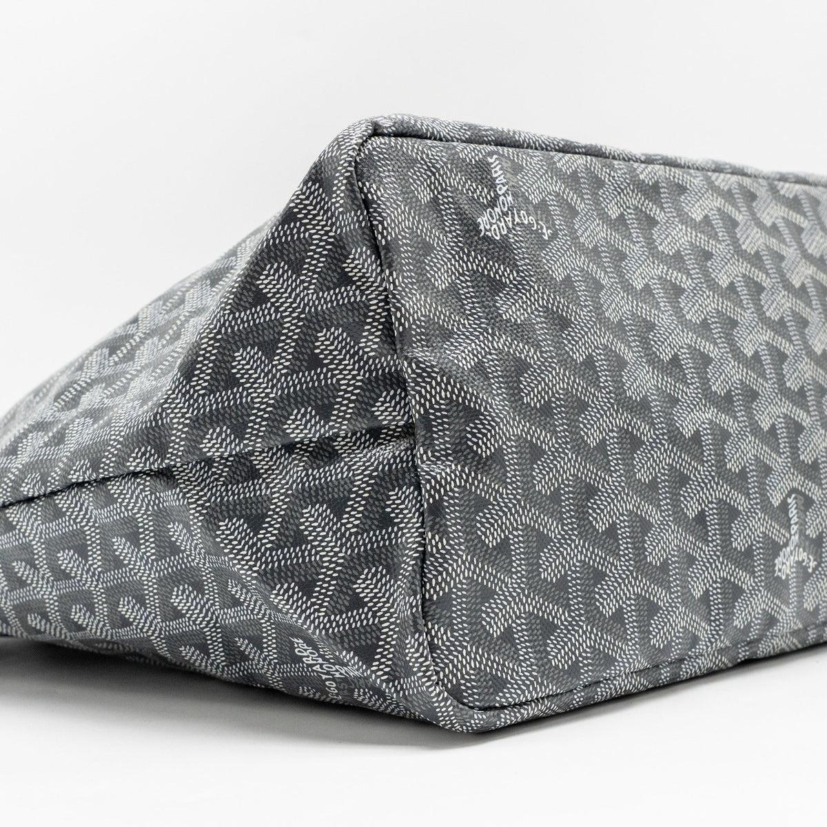 goyard-tote-black