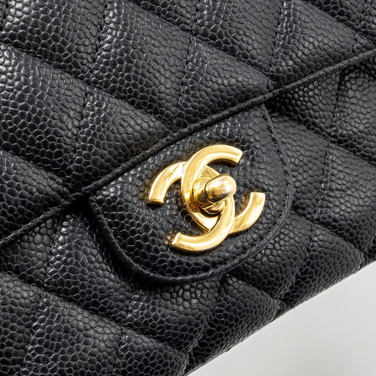 chanel-medium-classic-double-flap-bag-caviar-black-ghw-22