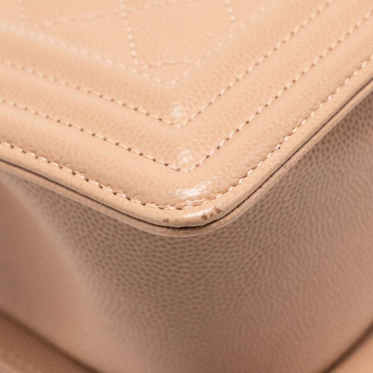chanel-boy-bag-pink