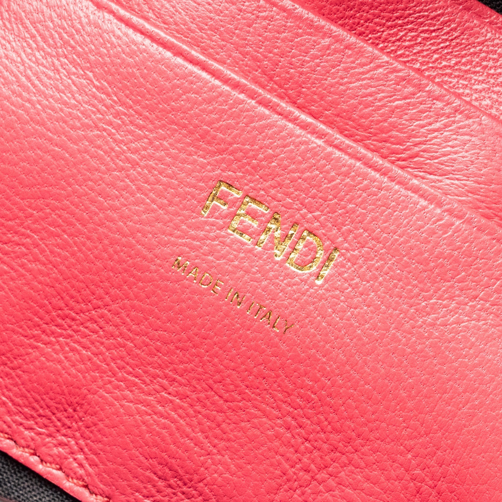 fendi-mini-baguette-bag-nappa-lambskin-pink-ghw