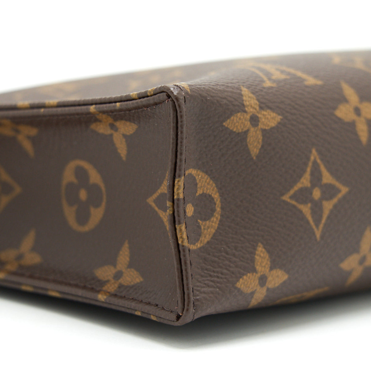 louis-vuitton-toiletry-26-in-monogram