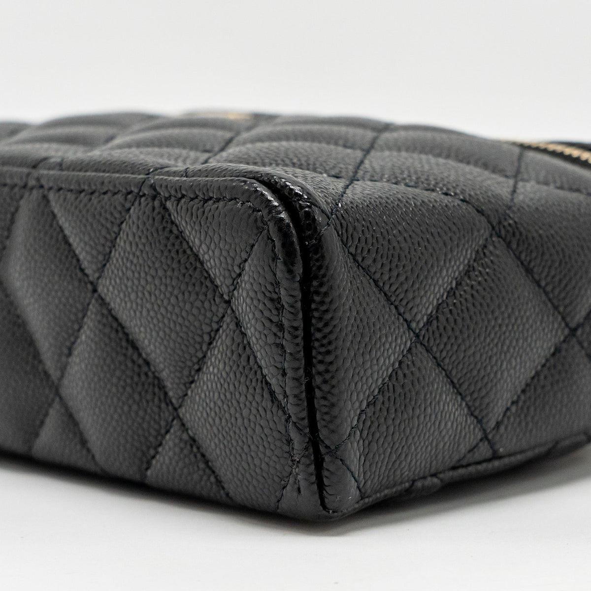 chanel-top-handle-black