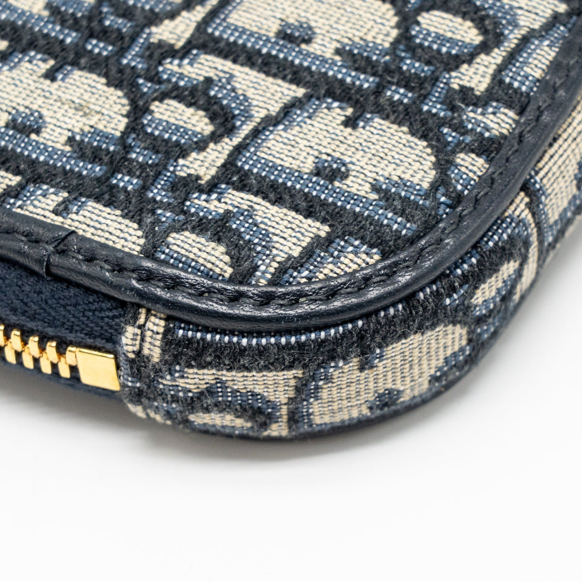 dior-30-montaigne-phone-pouch-oblique-jacquard-canvas-navy-ghw