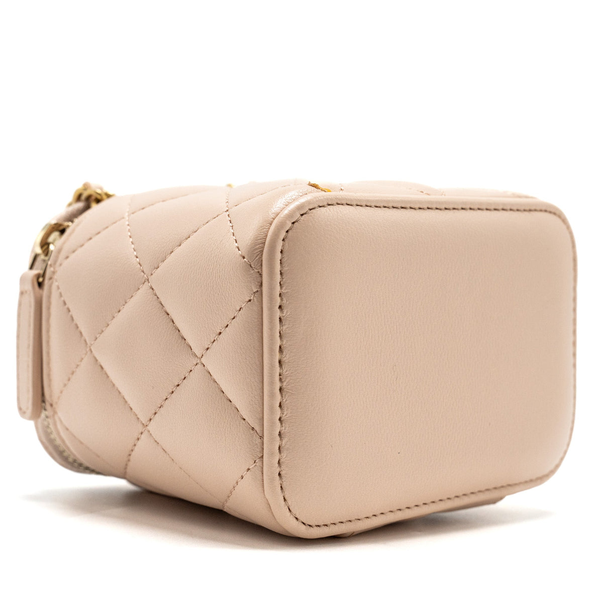 chanel-pearl-crush-mini-vanity-with-chain-lambskin-light-pink-ghw-1