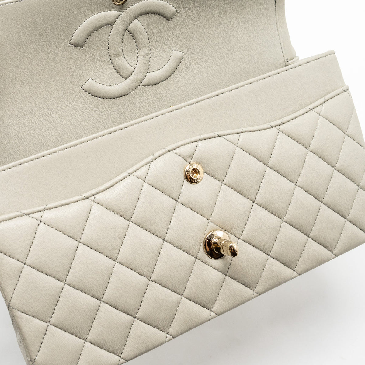 chanel-medium-classic-double-flap-bag-lambskin-light-grey-lghw-microchip-copy-1