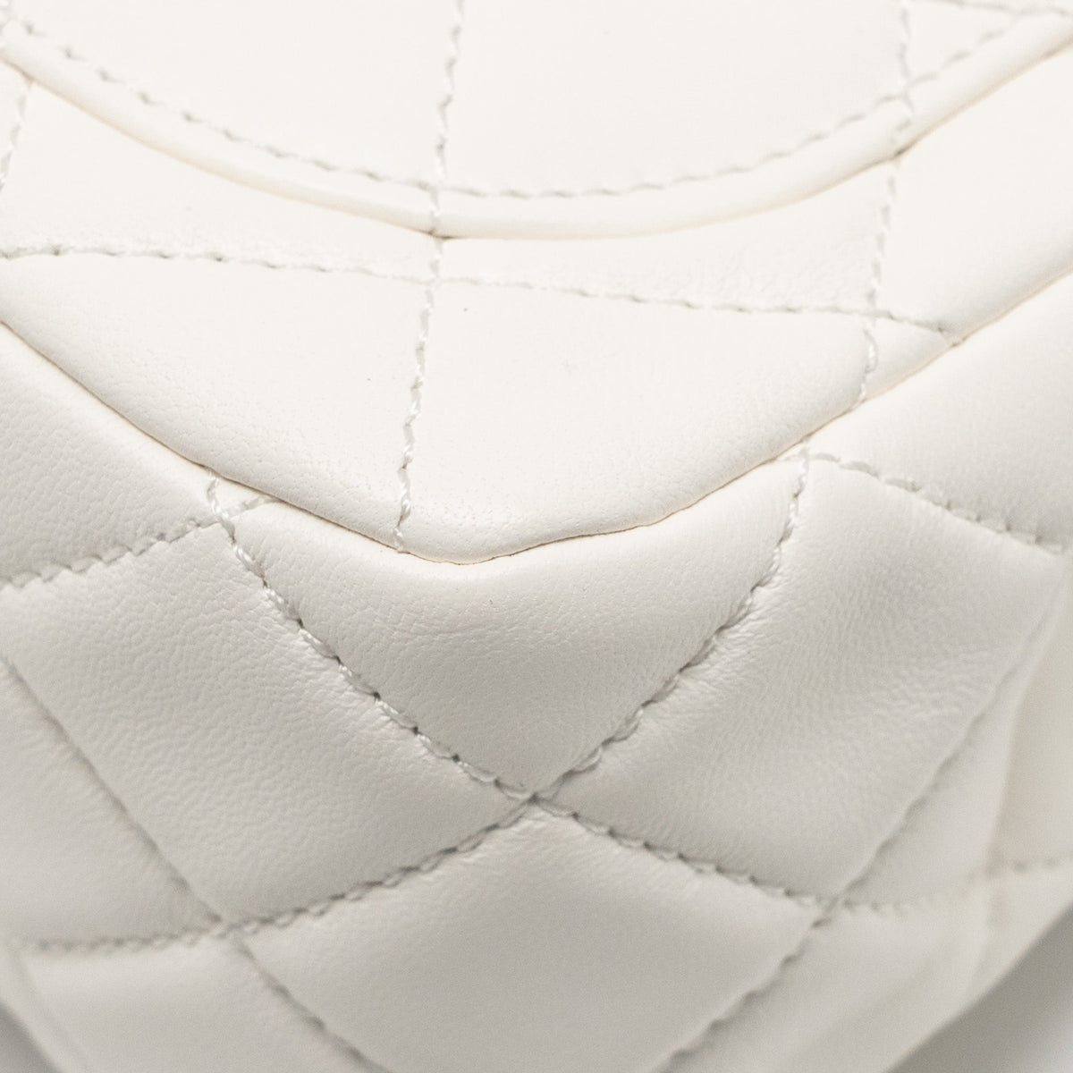 chanel-pearl-crush-mini-square-lambskin-white-brushed-ghw-microchip-copy-1