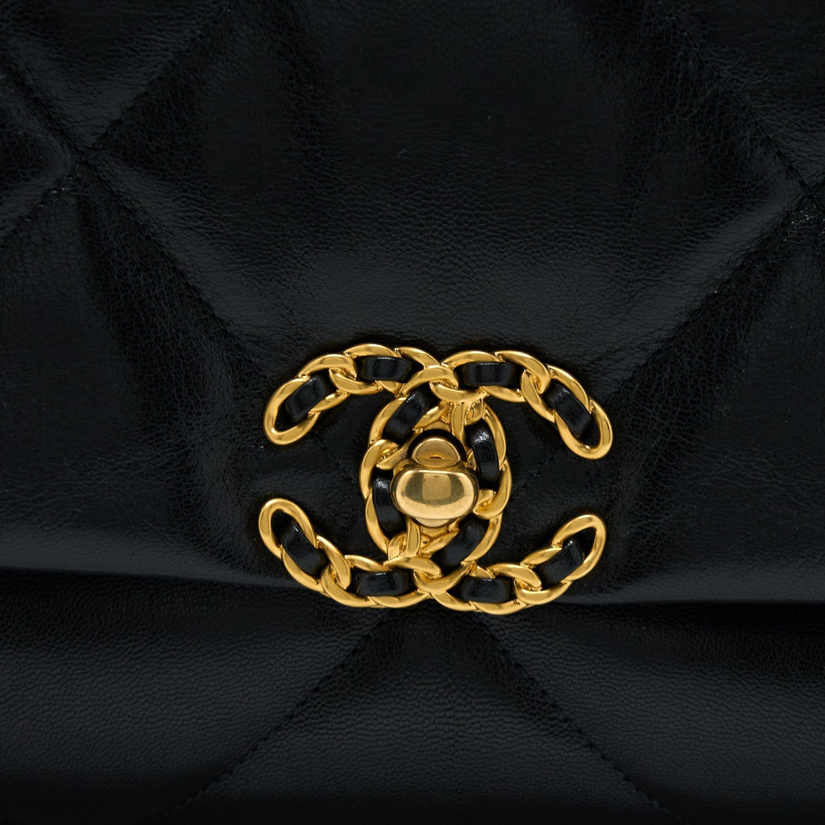 chanel-maxi-19-bag-goatskin-black-multicolour-hardware-2