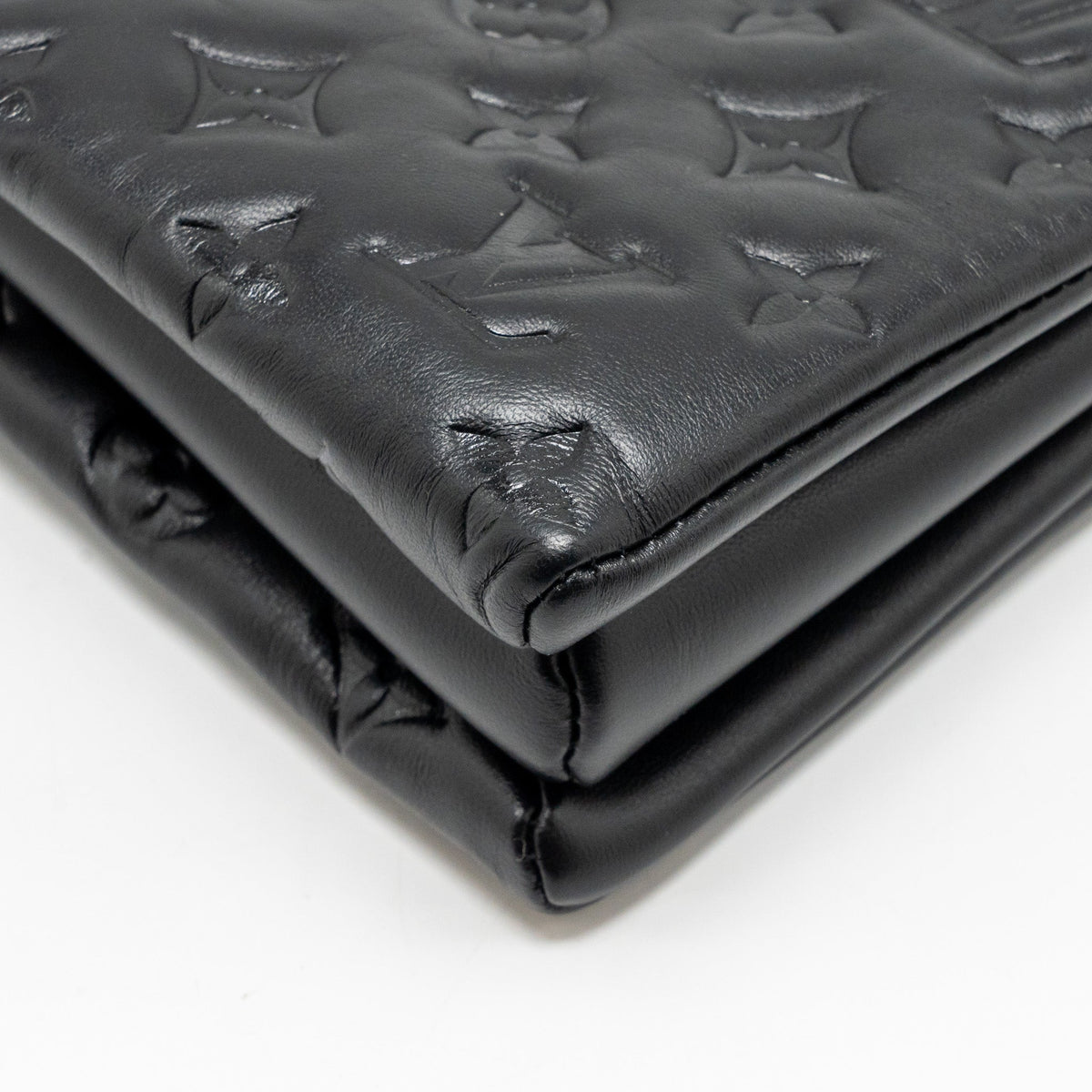 louis-vuitton-coussin-mm-monogram-embossed-puffy-lambskin-black-ghw