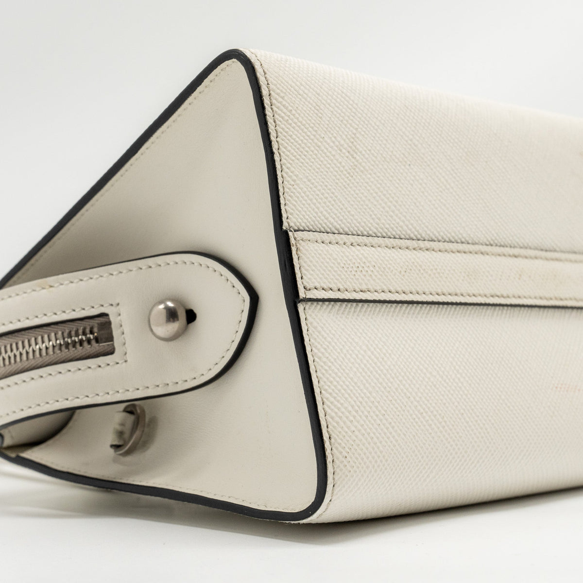 prada-saffiano-monochrome-bag-leather-white-shw