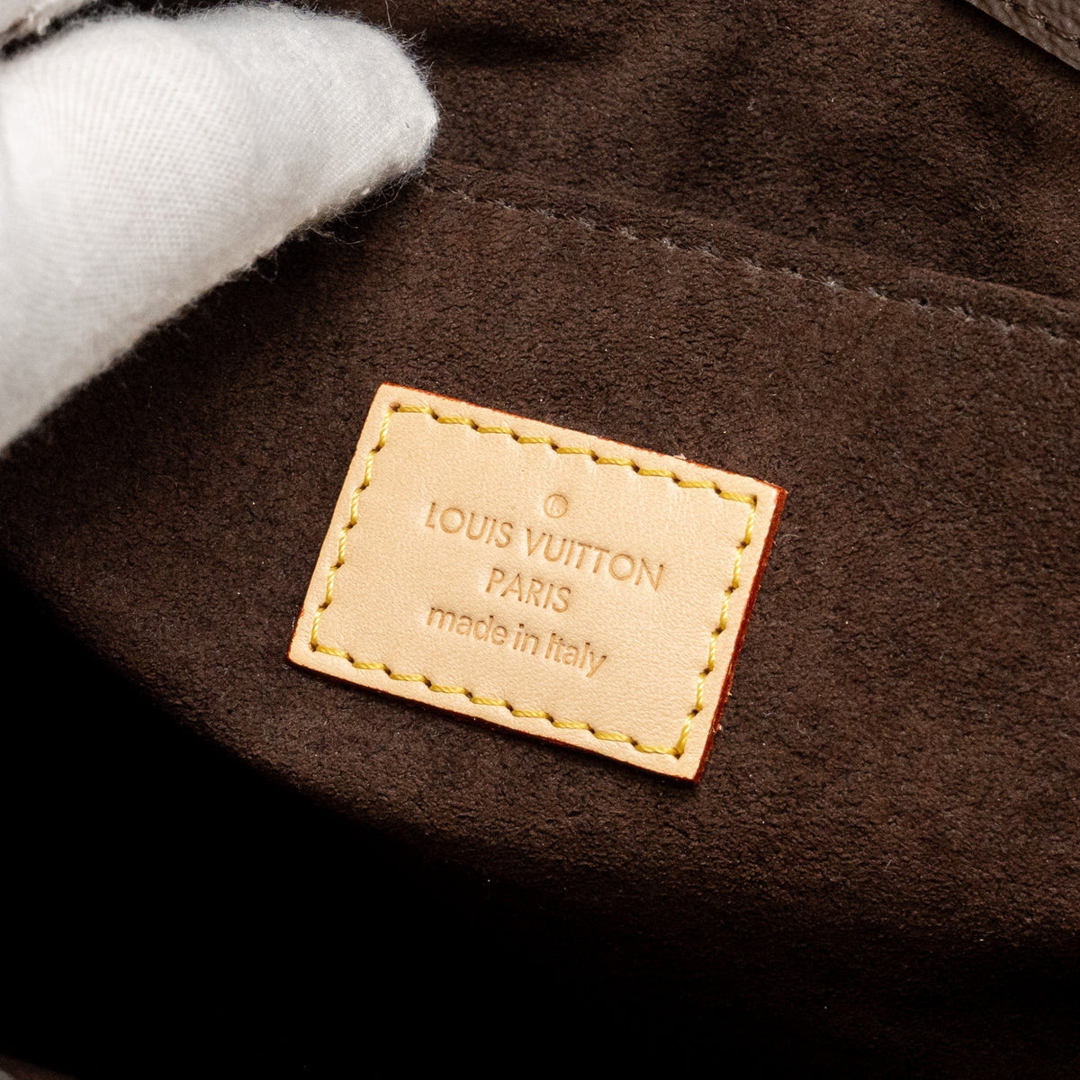 louis-vuitton-pochette-metis-monogram-canvas-ghw-33