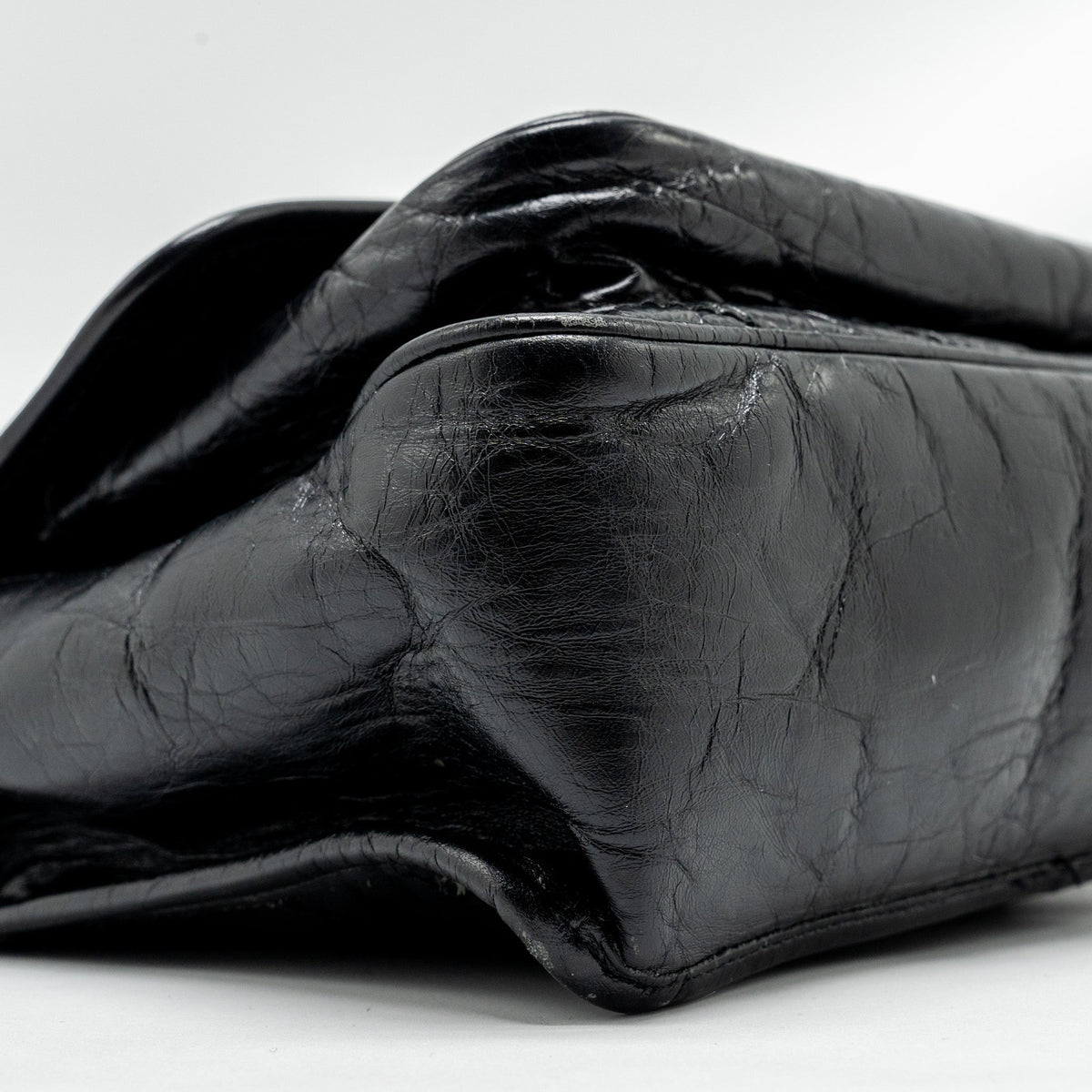 saint-laurent-ysl-medium-niki-bag-shiny-calfskin-black-shw
