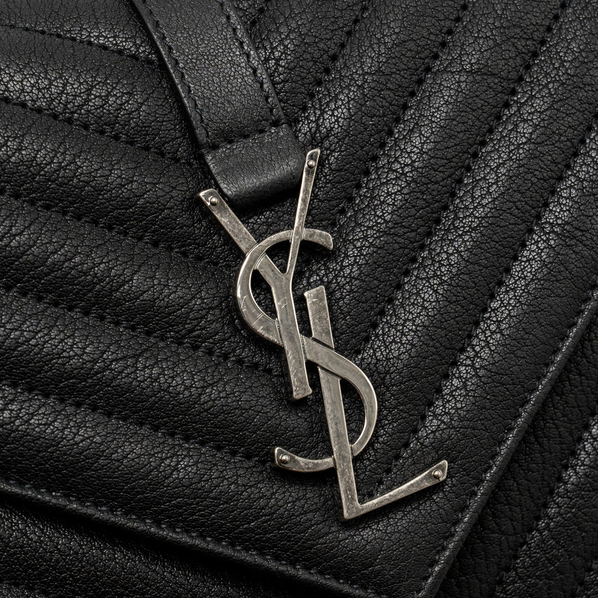 saint-laurent-ysl-medium-college-bag-lambskin-black-shw