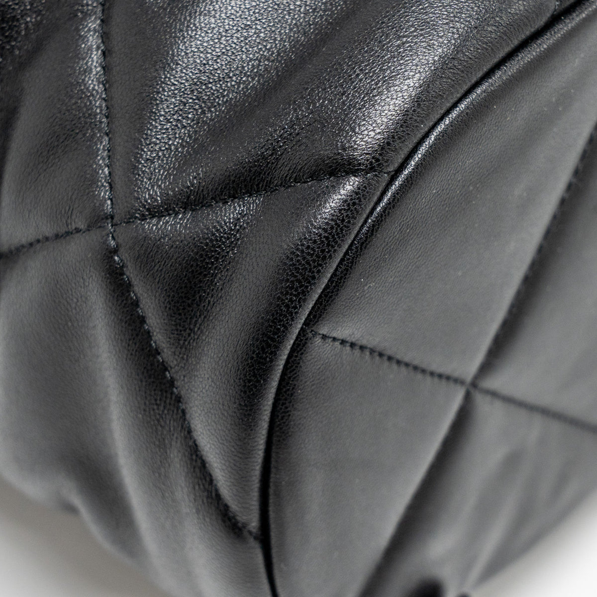 chanel-24c-19-backpack-lambskin-black-multicolour-hardware-microchip