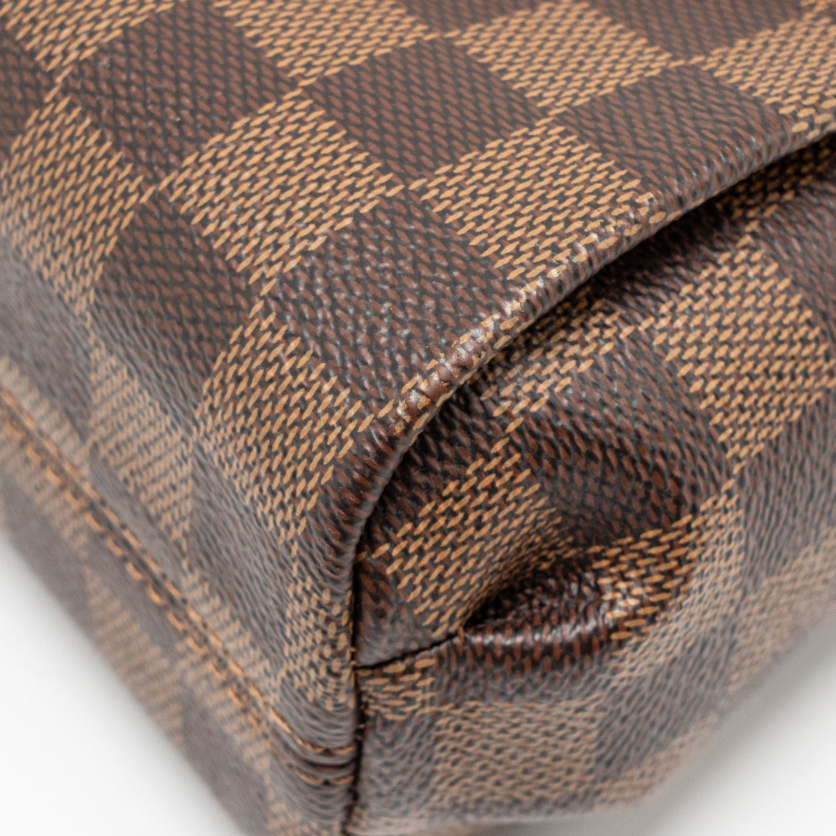 louis-vuitton-croisette-damier-ebene-canvas-ghw-5