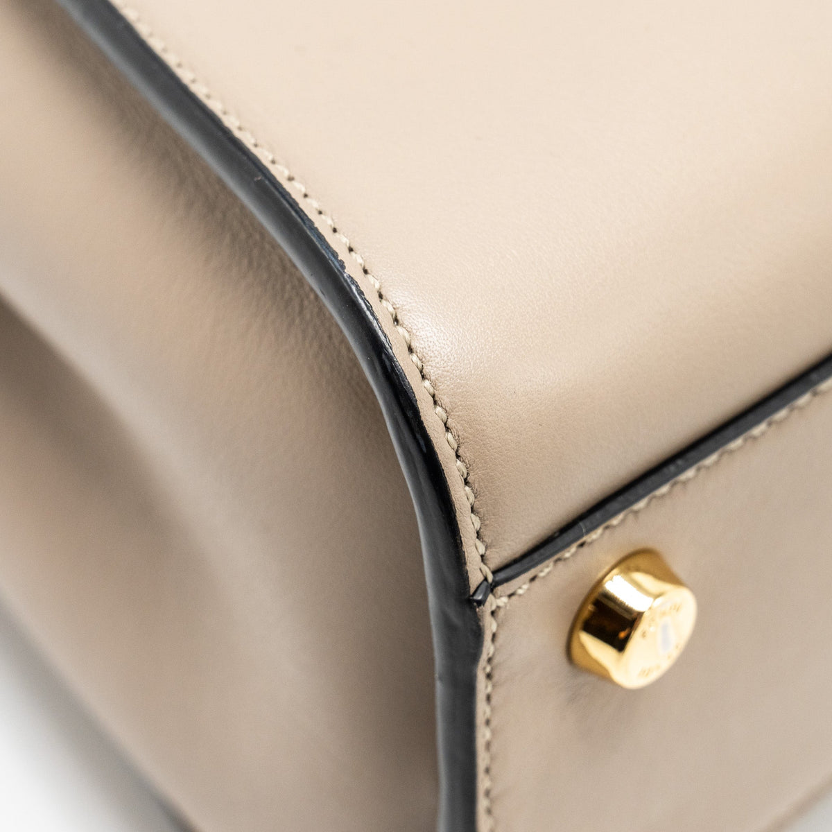 fendi-peekaboo-handle-bag-calfskin-dove-black-ghw