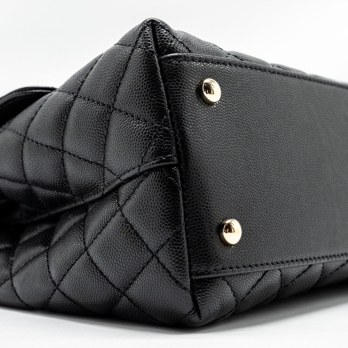 chanel-large-coco-handle-caviar-black-lghw-microchip