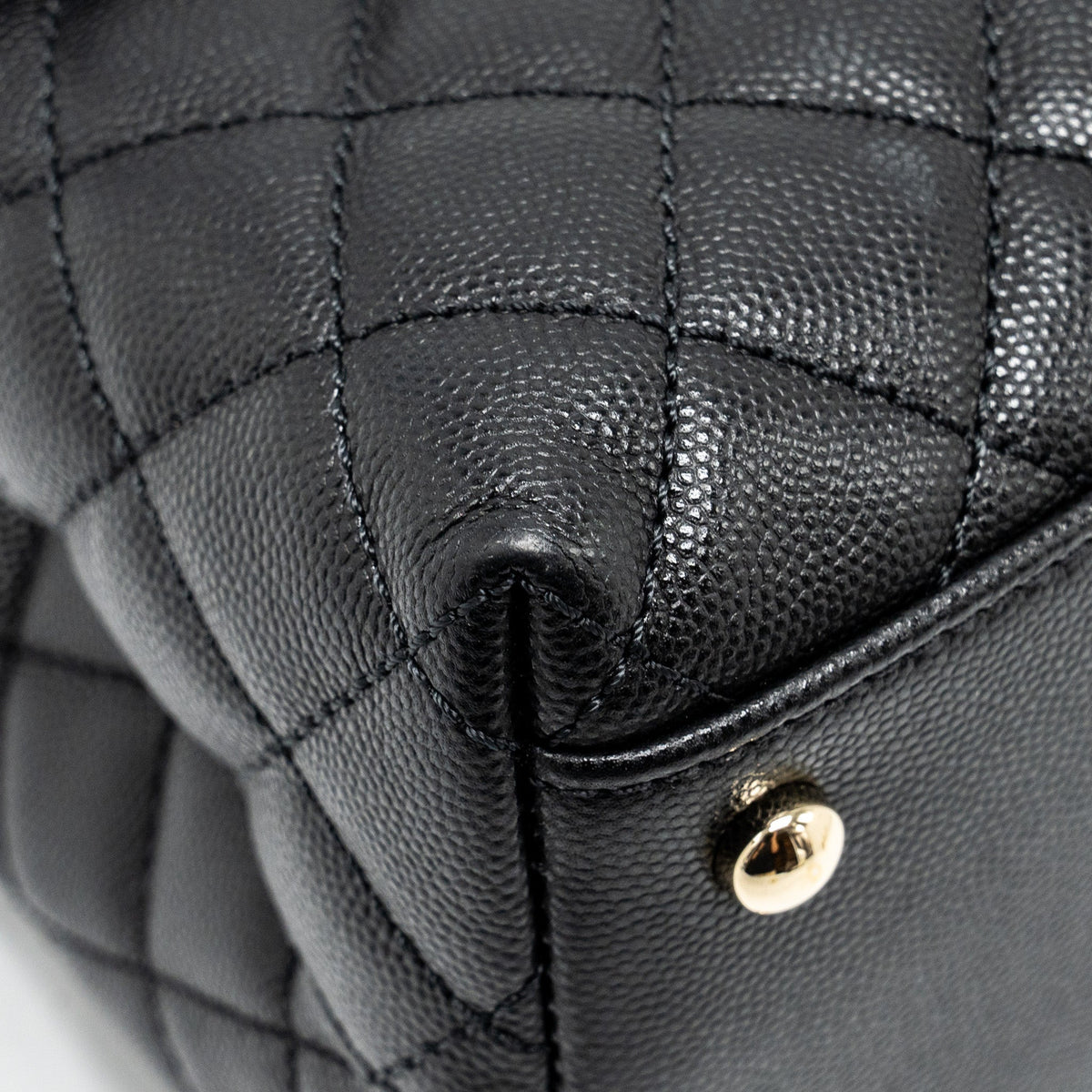 chanel-large-coco-handle-caviar-black-lghw-microchip