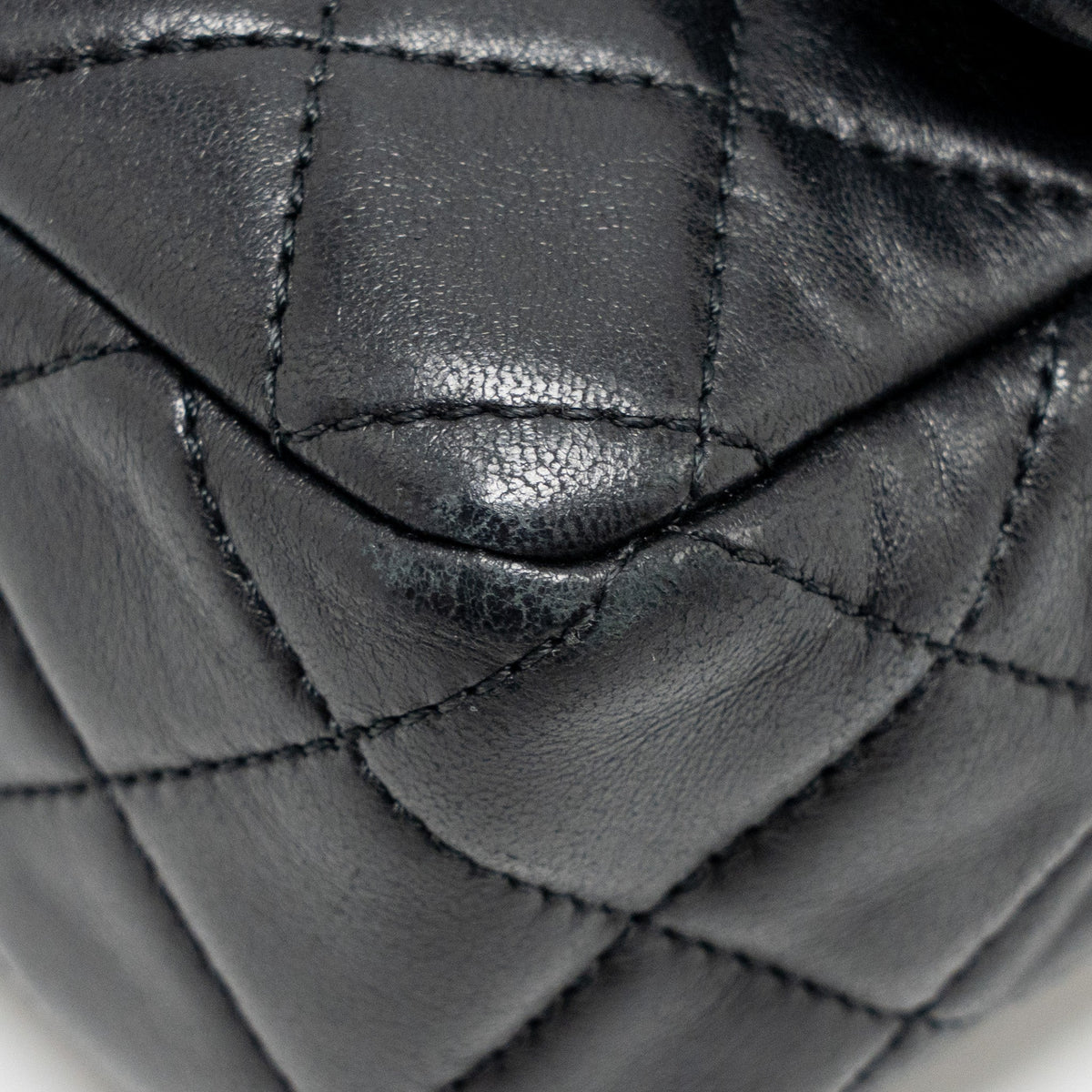 chanel-pearl-crush-mini-rectangular-flap-bag-lambskin-black-ghw-3