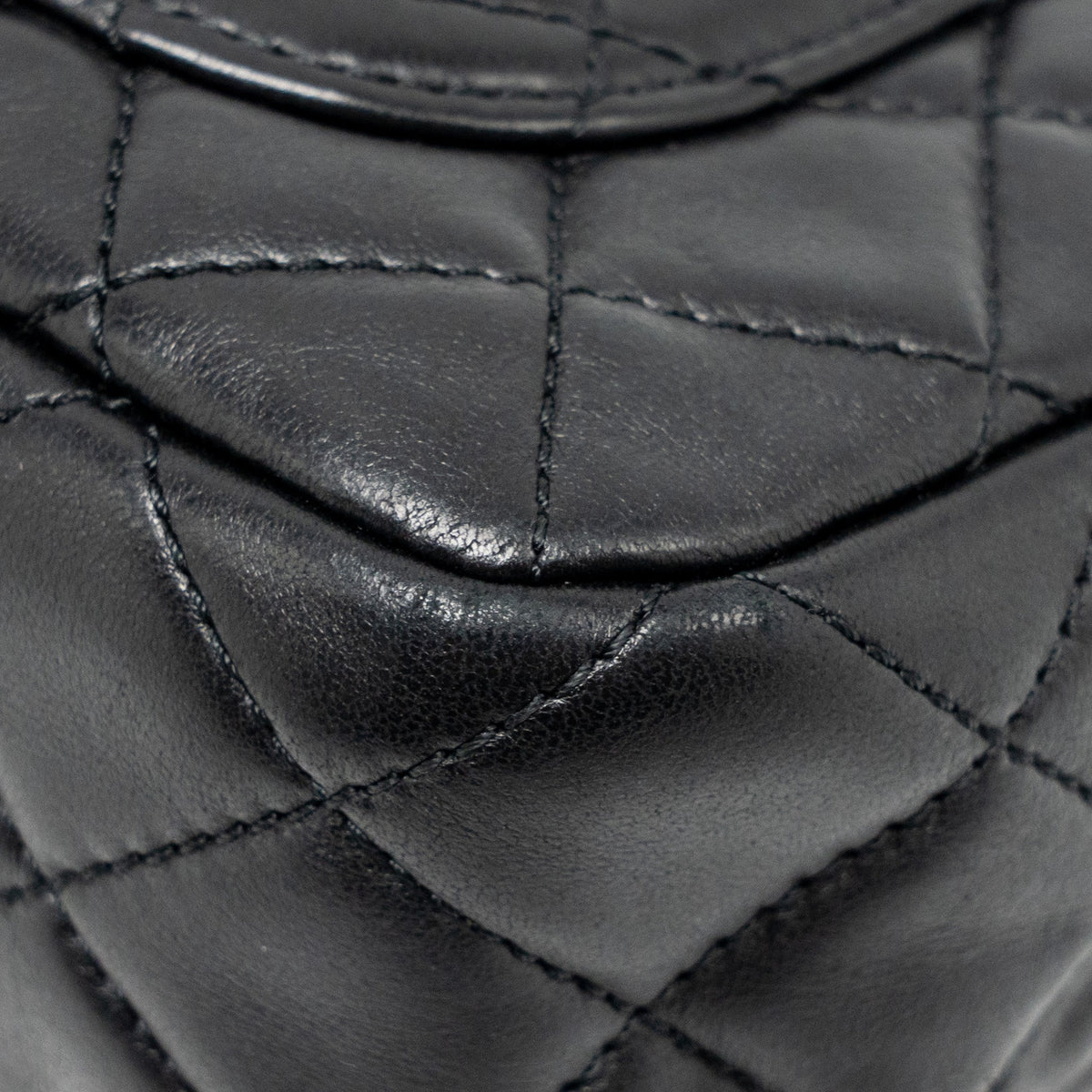 chanel-pearl-crush-mini-rectangular-flap-bag-lambskin-black-ghw-3