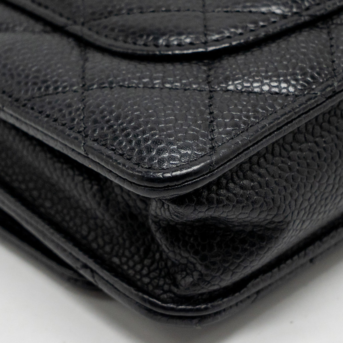 chanel-classic-wallet-on-chain-caviar-black-ghw-22