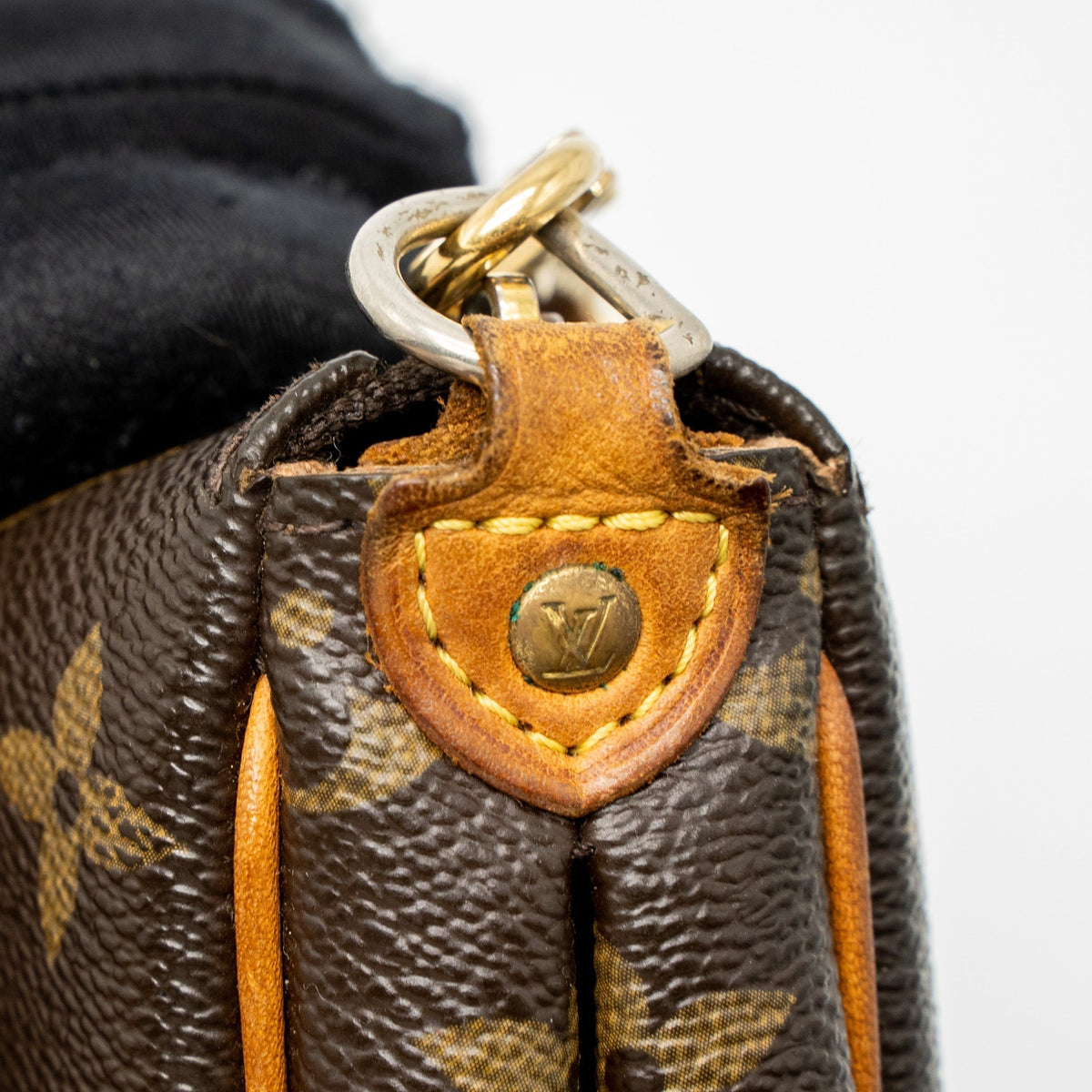 louis-vuitton-eva-pochette-bag-monogram-canvas-ghw-1
