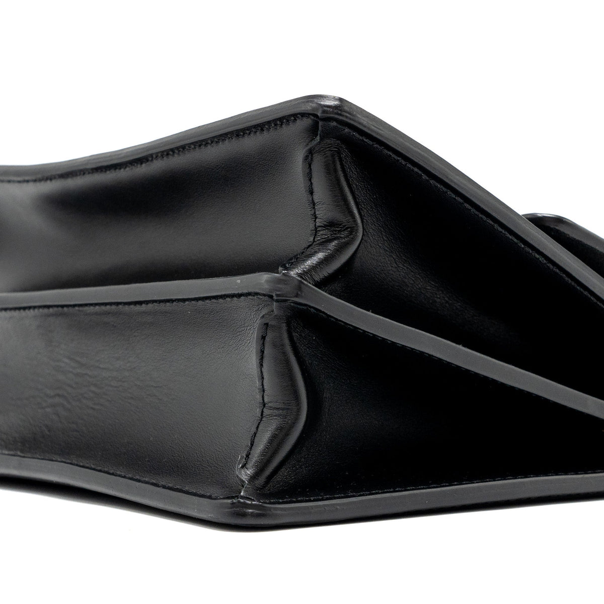 louis-vuitton-dauphine-mm-epi-leather-black-ghw
