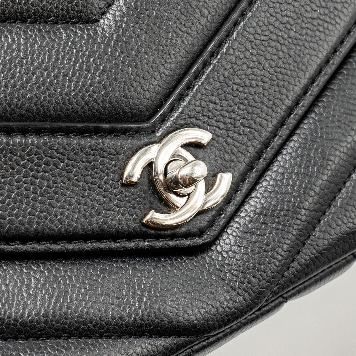 chanel-envelop-flap-bag-chevron-caviar-black-shw